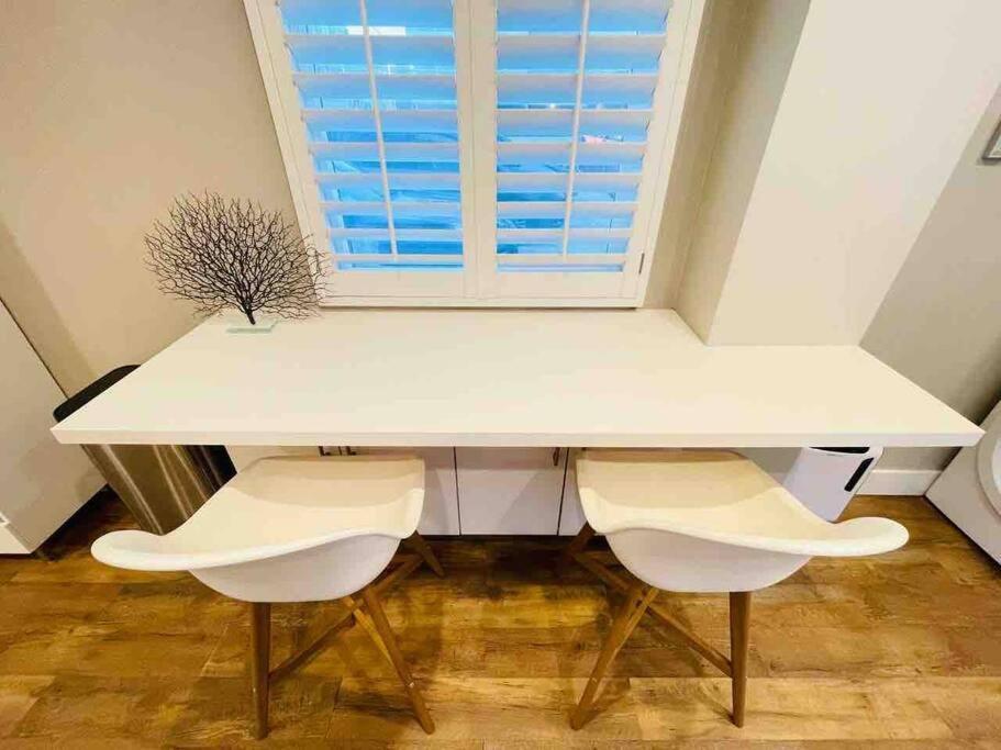 1bd Modern Venice 10a Apartment