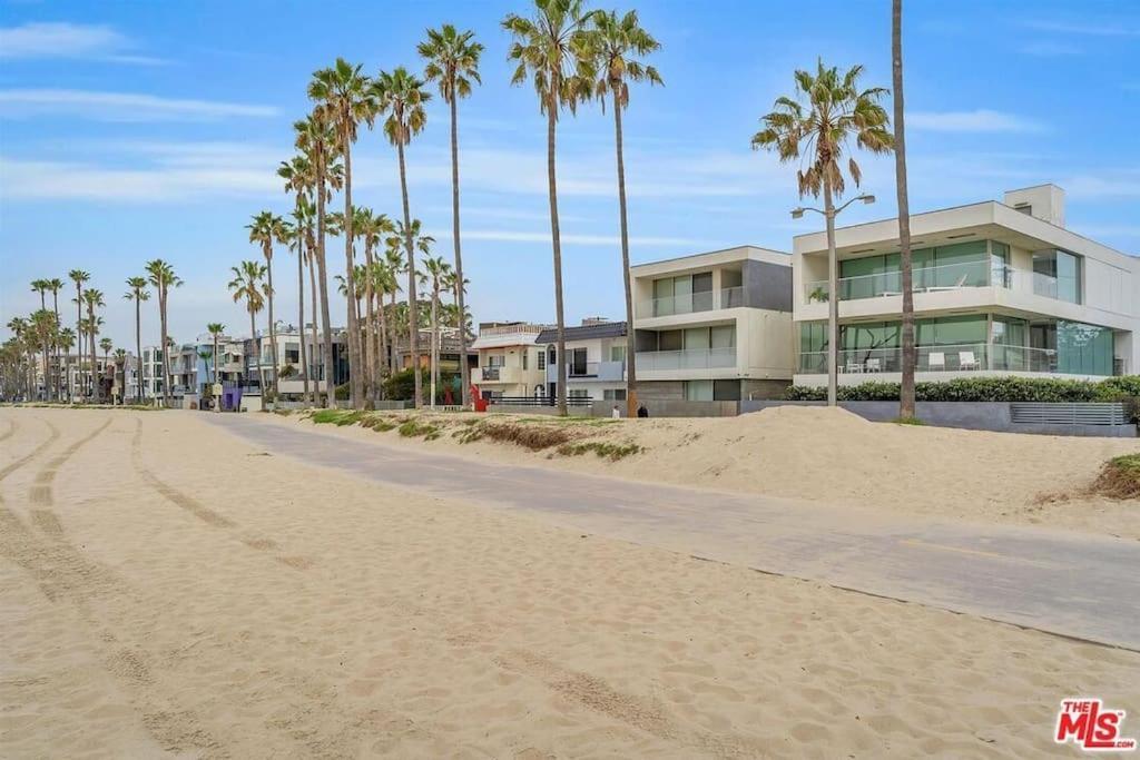1bd Modern Venice 10a Apartment *